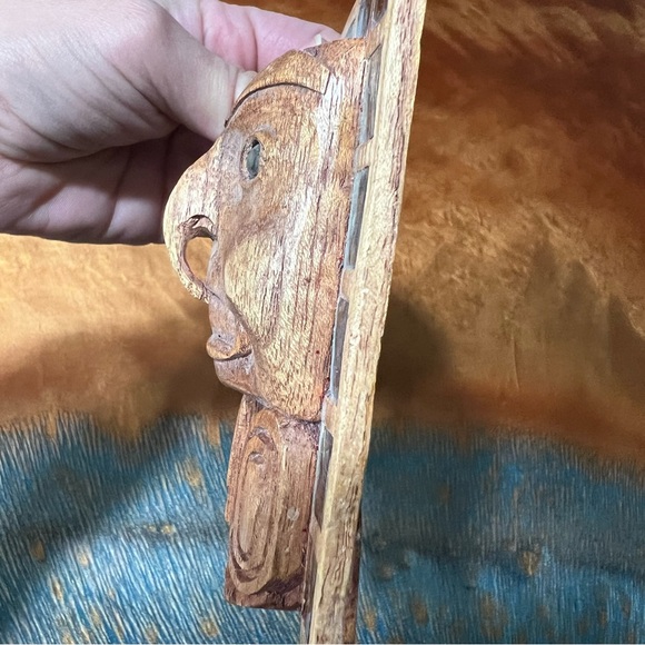 Vintage Handcarved Wooden totem abalone shell inlay statue PNW - Picture 6 of 11
